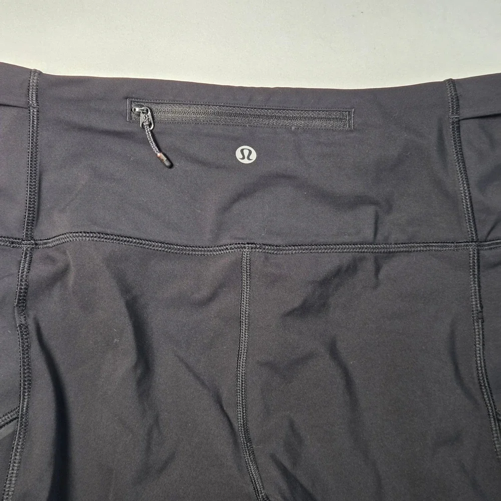 Lululemon Black Crop Leggings Womens Size 10 Running Training Activewear FLAWED